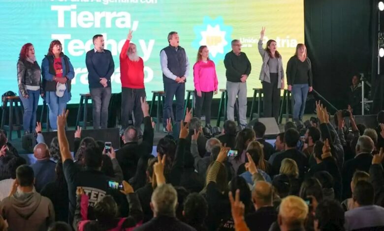 MOVIMIENTOS SOCIALES