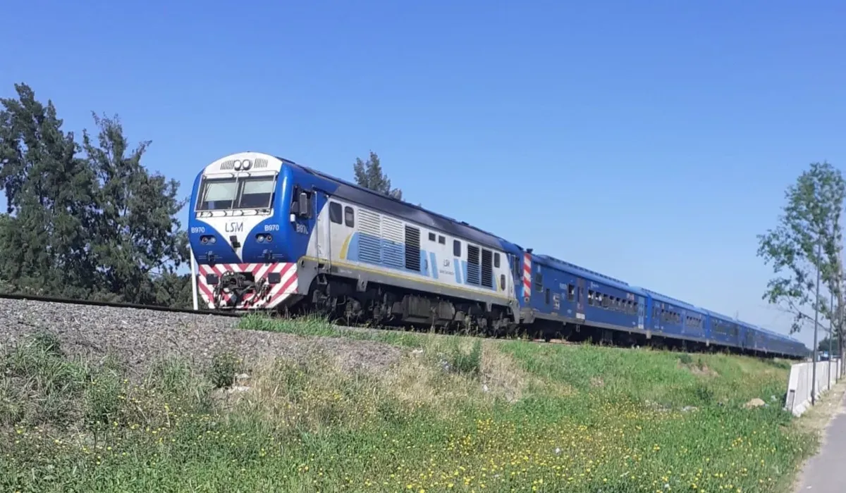 TREN SAN MARTÍN BAJARÁ LAS FRECUENCIAS - El Círculo De Periodistas